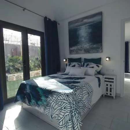 Portos With Amazing Privet Garden Villa