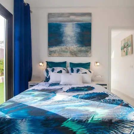 Portos With Amazing Privet Garden Playa del Inglés