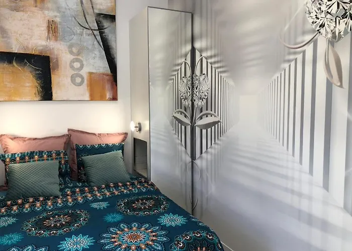 Portos With Amazing Privet Garden