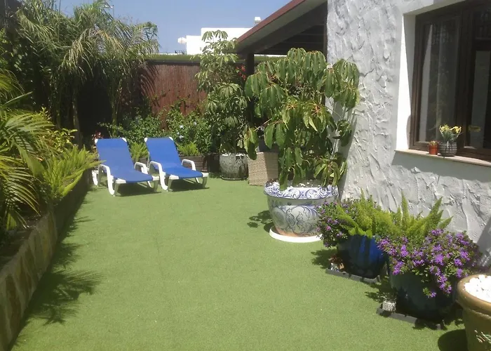 Portos With Amazing Privet Garden Playa del Inglés