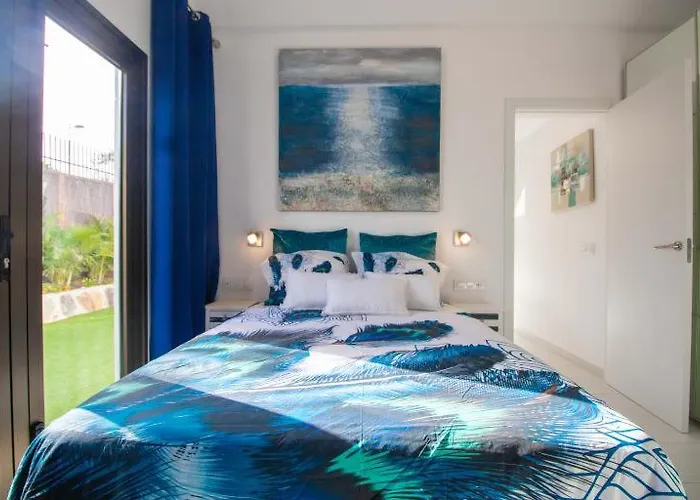 Portos With Amazing Privet Garden Playa del Ingles (Gran Canaria)