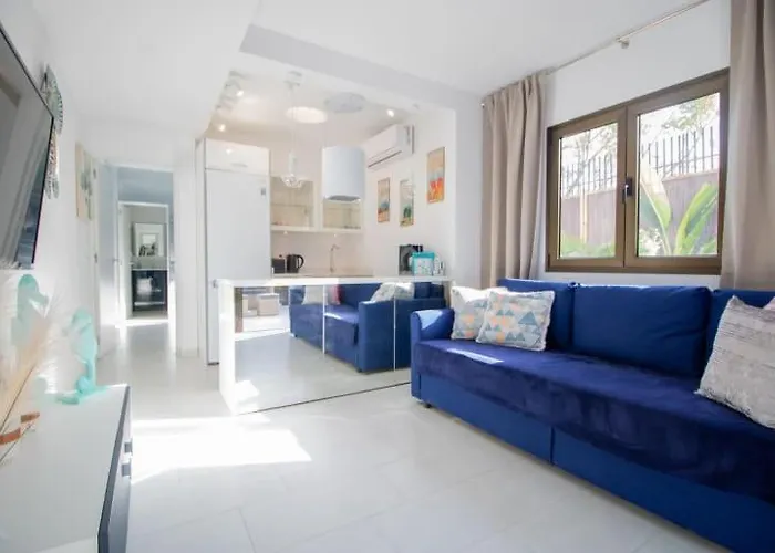 Portos With Amazing Privet Garden Villa *