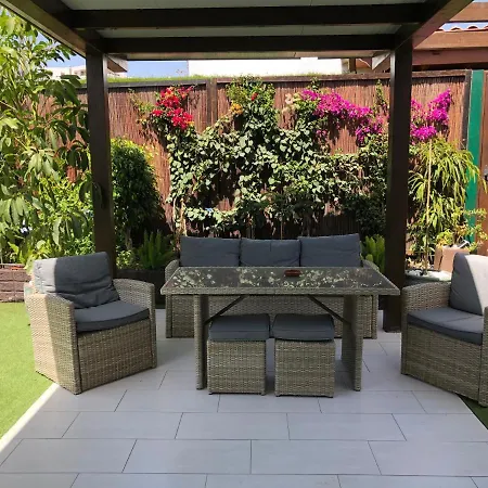 Vila Portos With Amazing Privet Garden