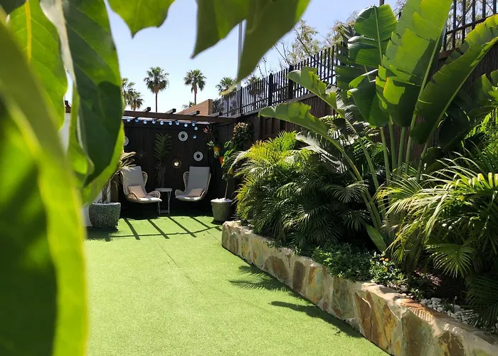 Vila Portos With Amazing Privet Garden *